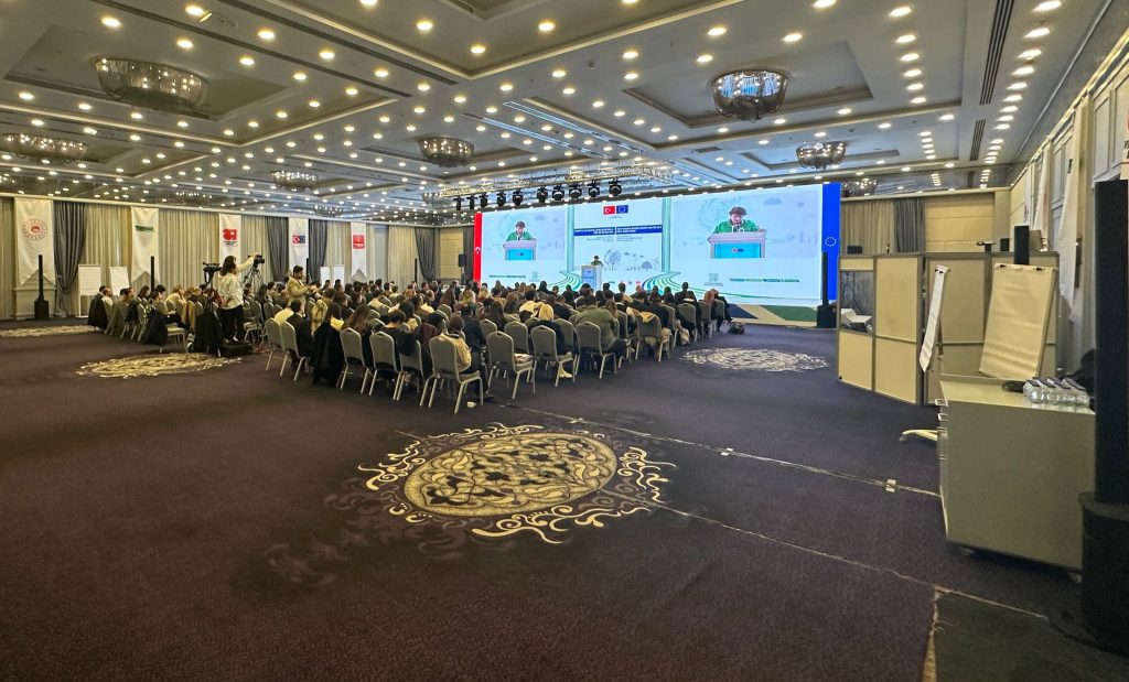 Ertech ses ve konferasn sahne sistemleri kurulumu